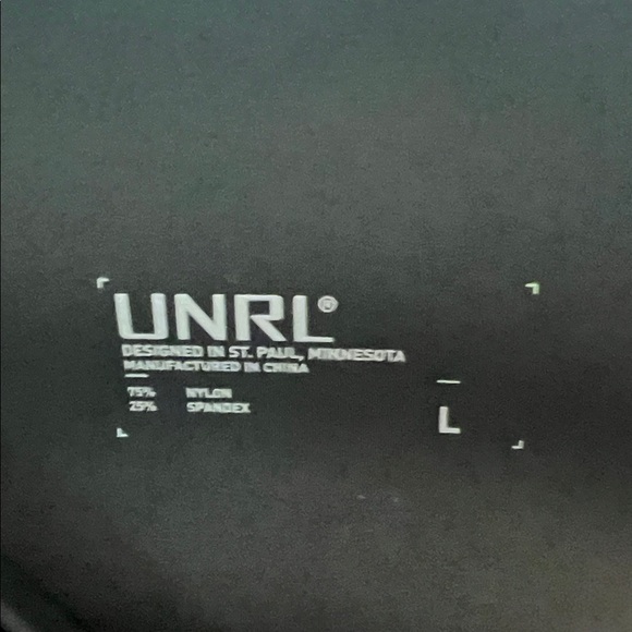 UNRL Women’s Black Leggings - Picture 4 of 4